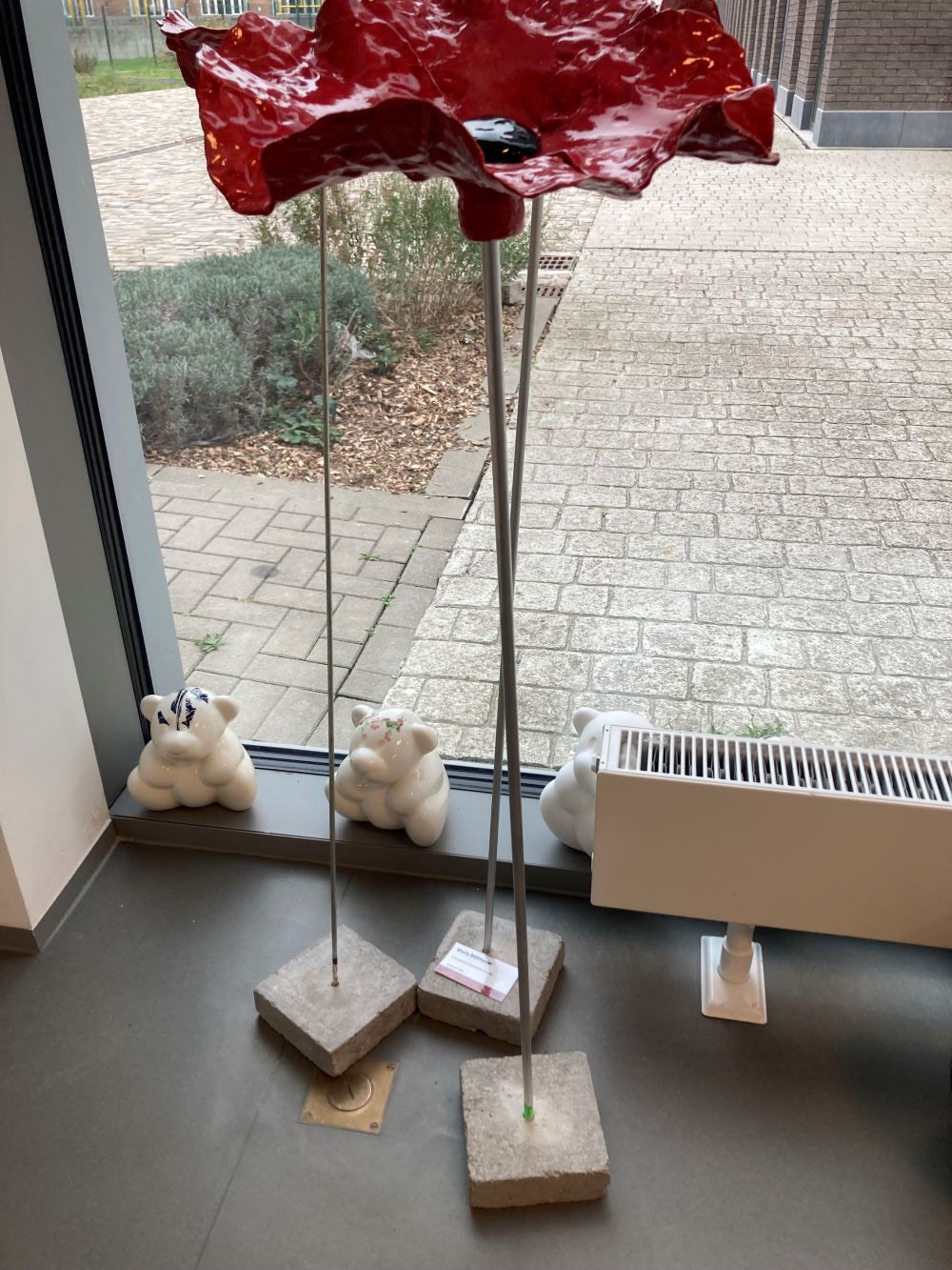 Grand coquelicot sur socle - Mady Balthazar