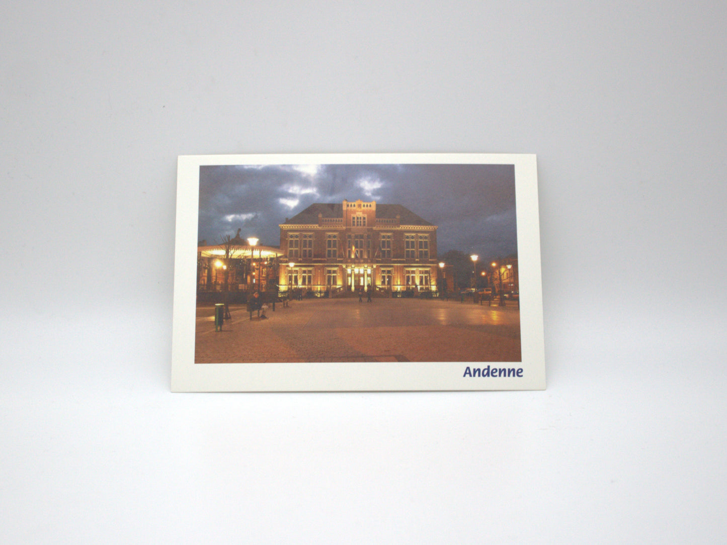 Carte postale - Andenne Place des Tilleuls (nuit)